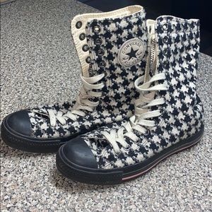 *Rare* Converse Houndstooth high tops